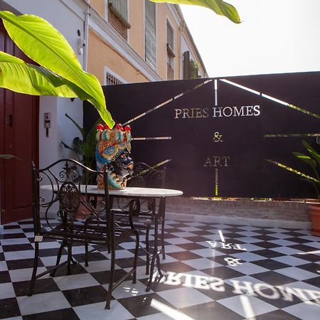 Pries Homes - Little Lotus Málaga Exteriör bild