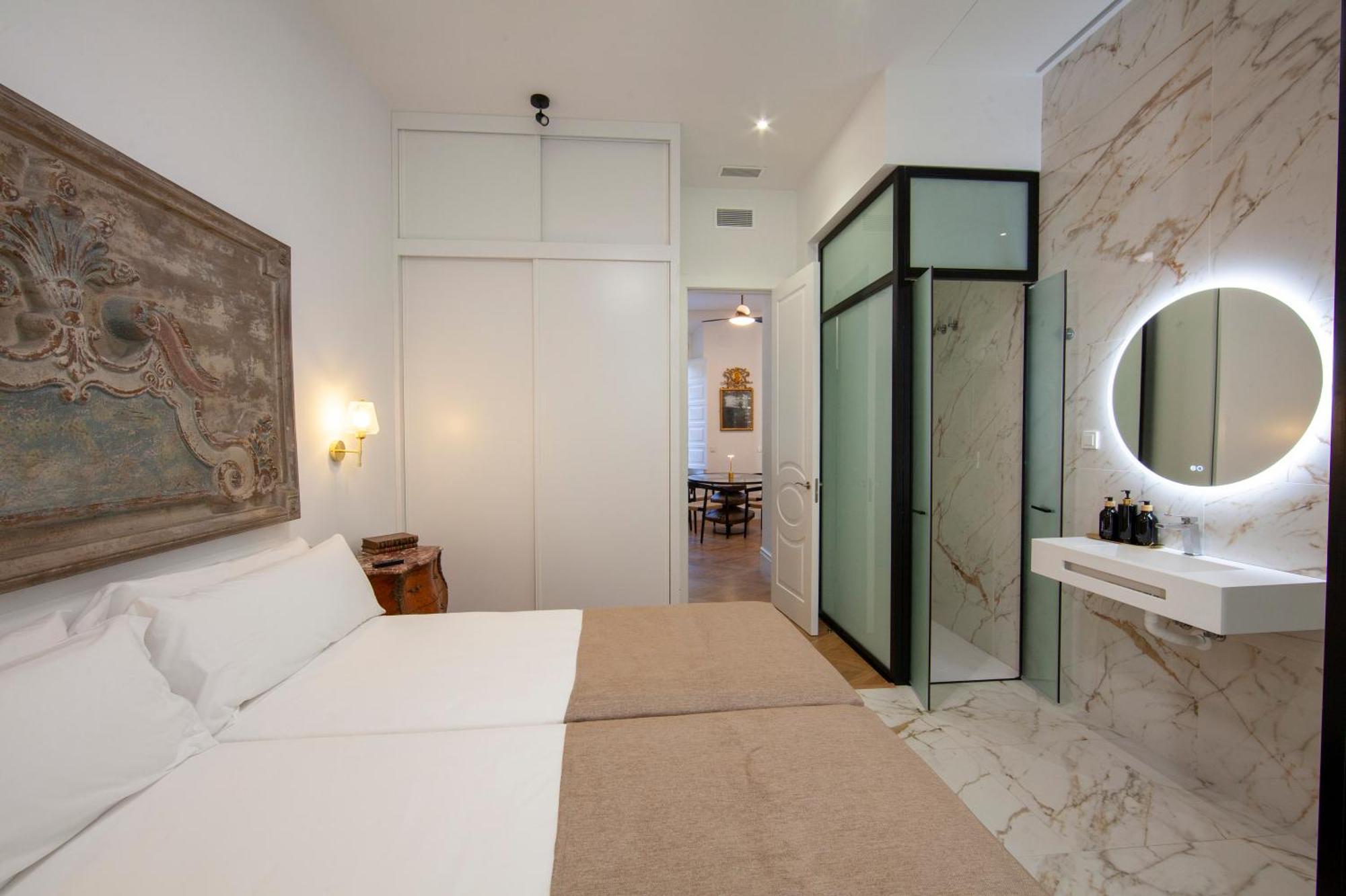 Pries Homes - Little Lotus Málaga Exteriör bild